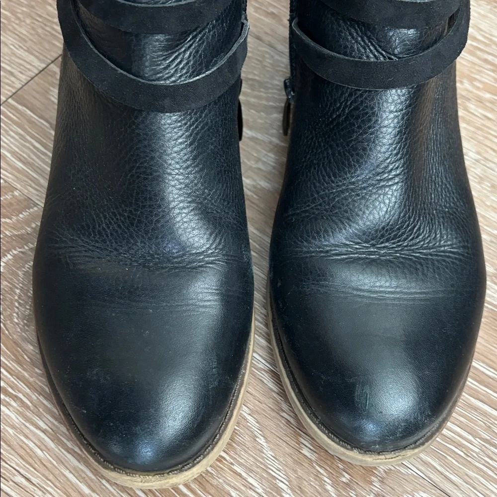 Franco Sarto Kadrien black leather ankle boots, size 8